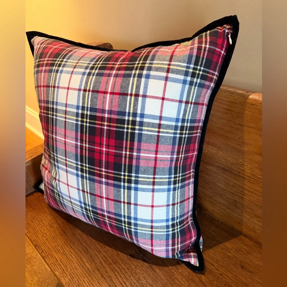 Ralph Lauren Festive Cozy Tartan Plaid Velvet Trim Pillow Red White Blue Black